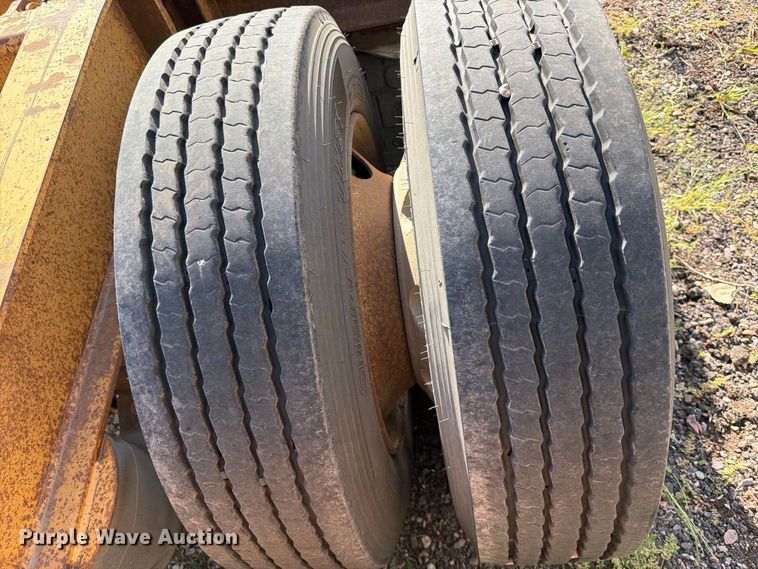 image for item EA0472 2001 Load King lowboy equipment trailer