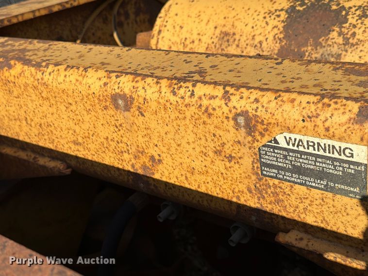 image for item EA0472 2001 Load King lowboy equipment trailer