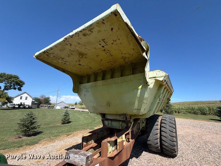 image for item EA0475 Shop Built end dump wagon