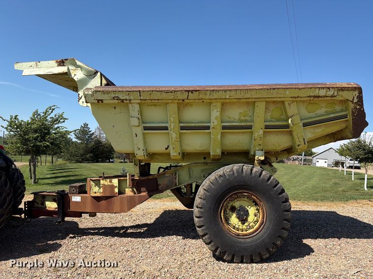 image for item EA0475 Shop Built end dump wagon