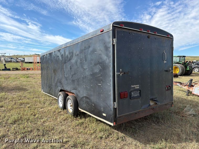image for item EA0479 2002 Continental Cargo enclosed cargo trailer