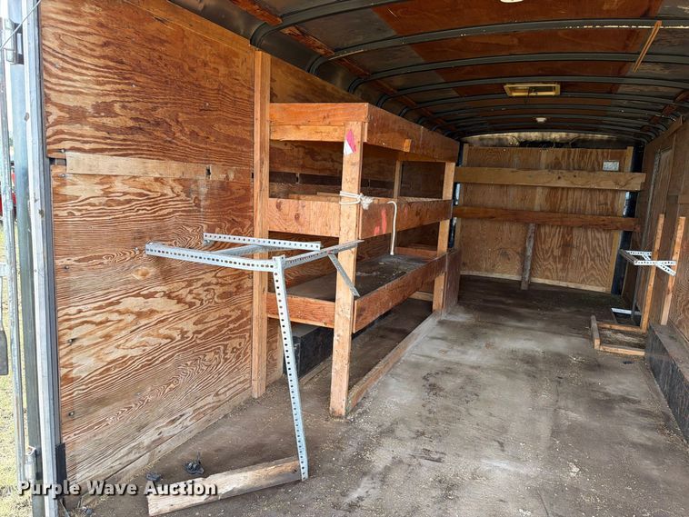 image for item EA0479 2002 Continental Cargo enclosed cargo trailer