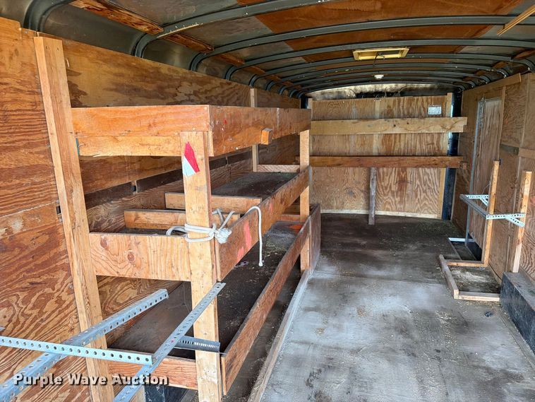 image for item EA0479 2002 Continental Cargo enclosed cargo trailer