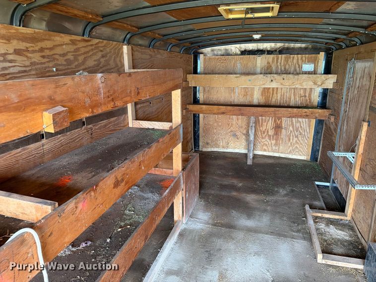 image for item EA0479 2002 Continental Cargo enclosed cargo trailer