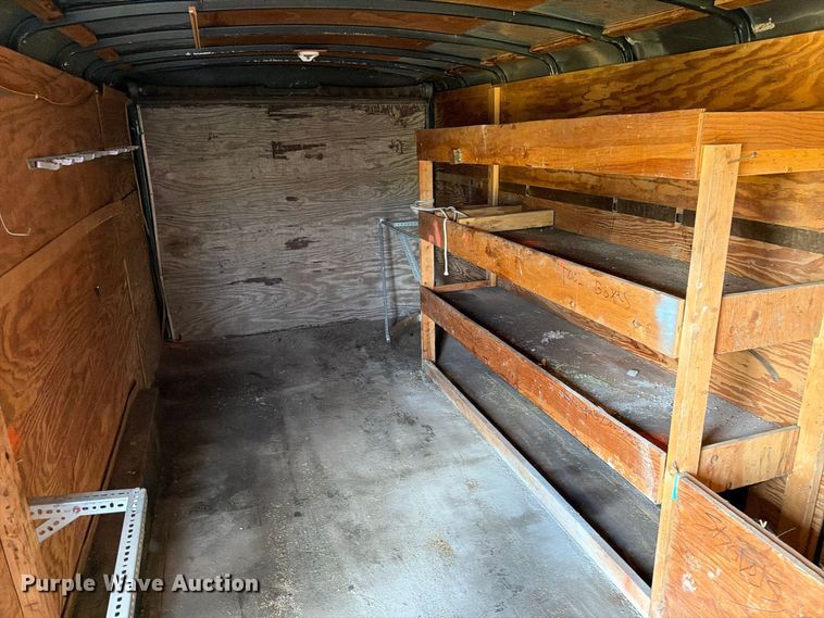 image for item EA0479 2002 Continental Cargo enclosed cargo trailer