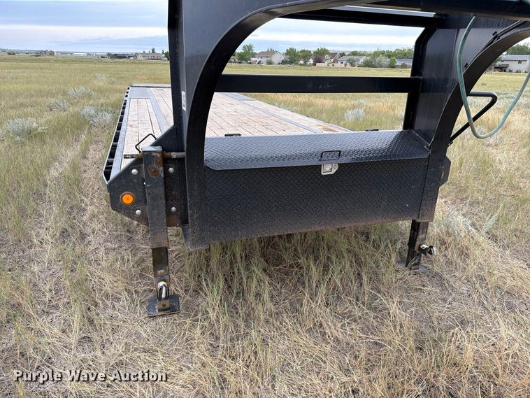 image for item EA0532 2023 PJ Trailers 3F413 equipment trailer