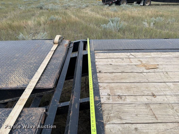 image for item EA0532 2023 PJ Trailers 3F413 equipment trailer