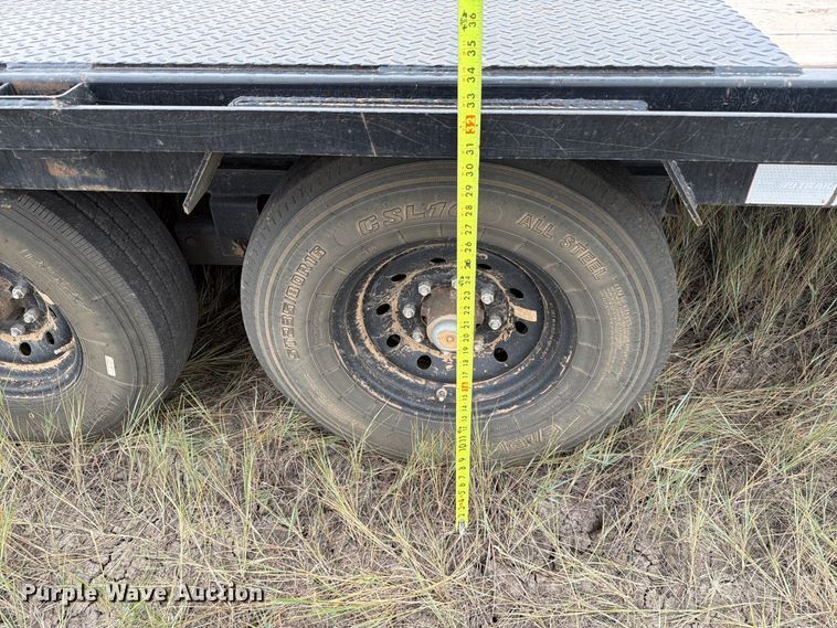 image for item EA0532 2023 PJ Trailers 3F413 equipment trailer