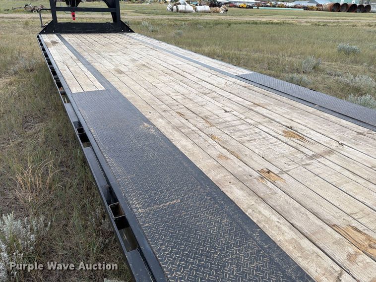 image for item EA0532 2023 PJ Trailers 3F413 equipment trailer