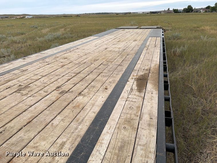 image for item EA0532 2023 PJ Trailers 3F413 equipment trailer