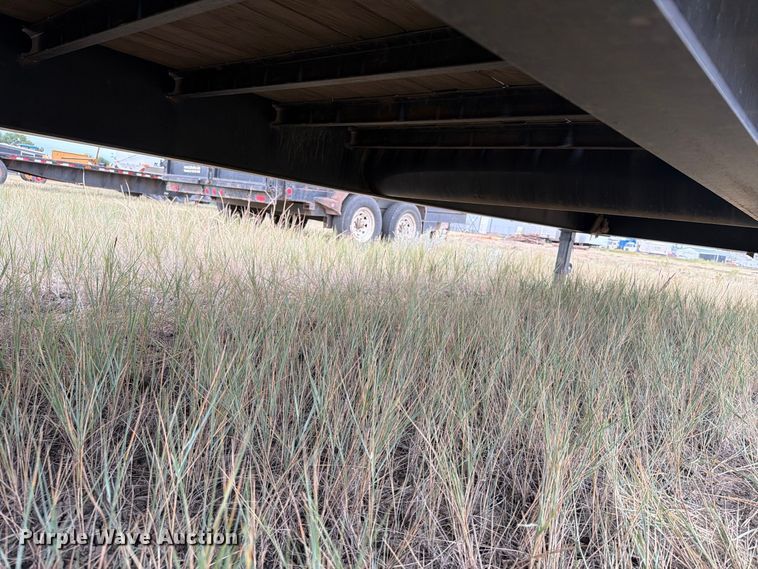 image for item EA0532 2023 PJ Trailers 3F413 equipment trailer