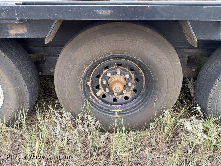 image for item EA0532 2023 PJ Trailers 3F413 equipment trailer