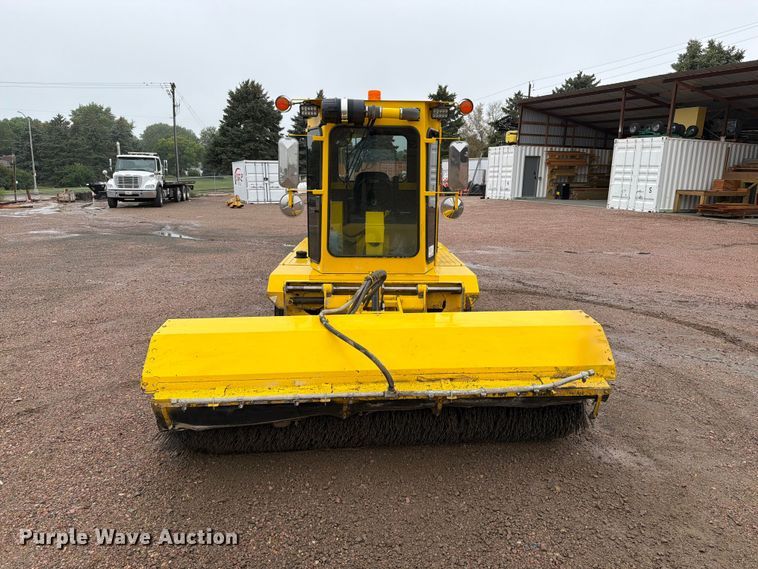 image for item EA0533 Superior Broom SM74-J broom