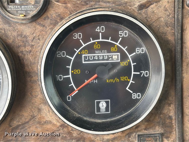 image for item EA0535 1994 Kenworth T600 dump truck