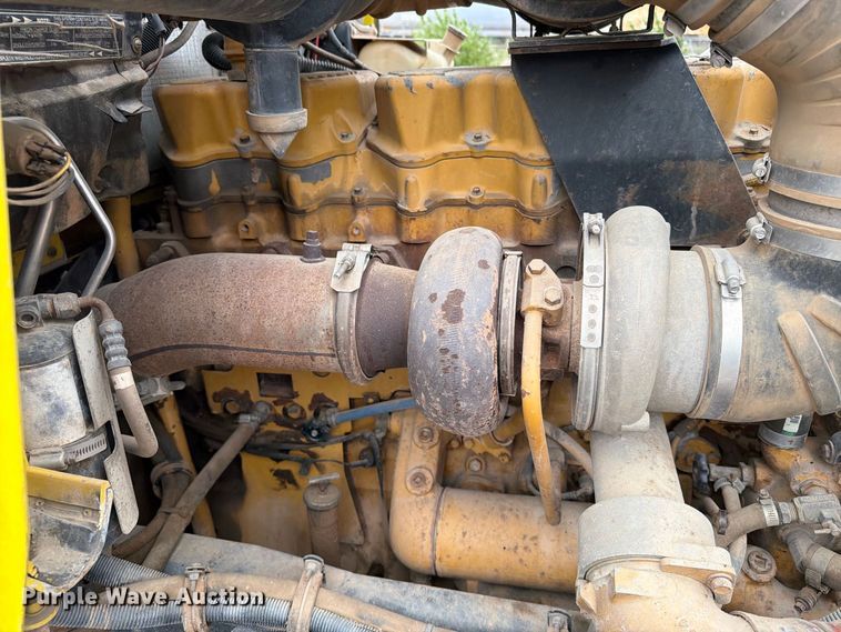 image for item EA0535 1994 Kenworth T600 dump truck