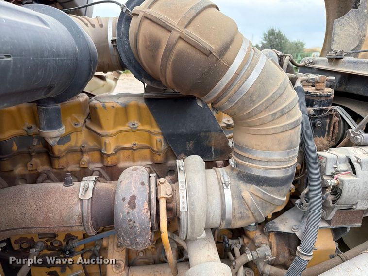 image for item EA0535 1994 Kenworth T600 dump truck