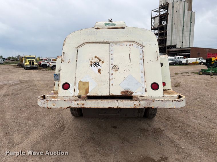 image for item EA0536 1982 Ford LN700 fuel truck