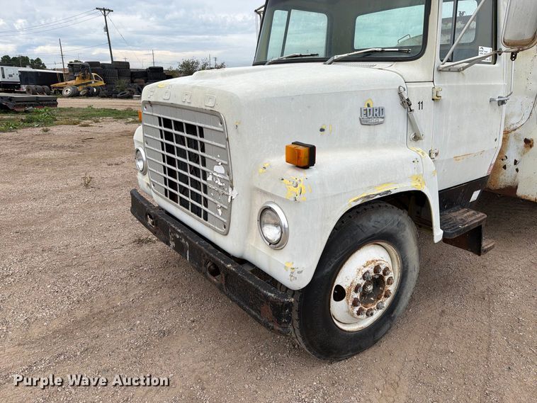 image for item EA0536 1982 Ford LN700 fuel truck