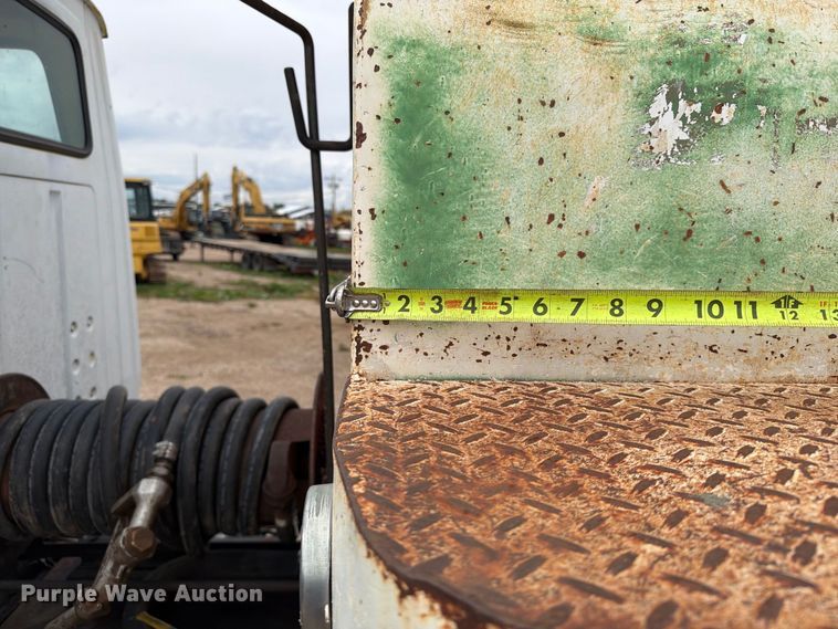 image for item EA0536 1982 Ford LN700 fuel truck