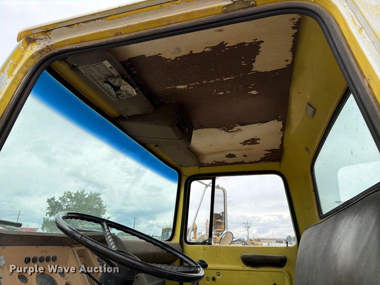 image for item EA0536 1982 Ford LN700 fuel truck