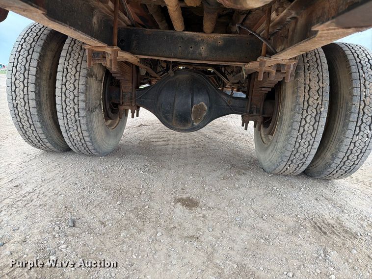 image for item EA0536 1982 Ford LN700 fuel truck