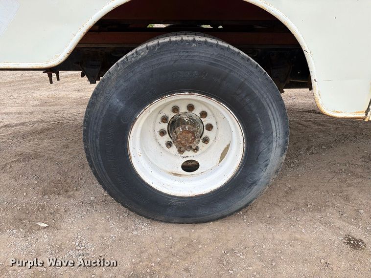 image for item EA0536 1982 Ford LN700 fuel truck