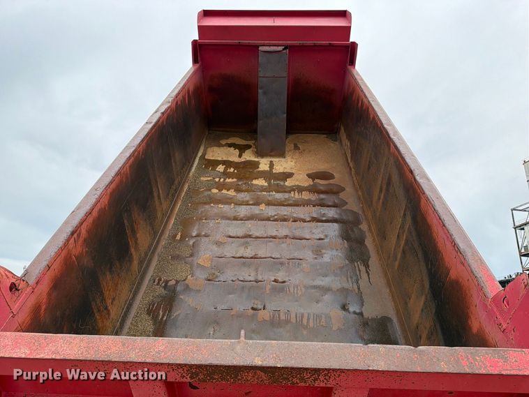 image for item EA0537 1994 Kenworth T600 dump truck