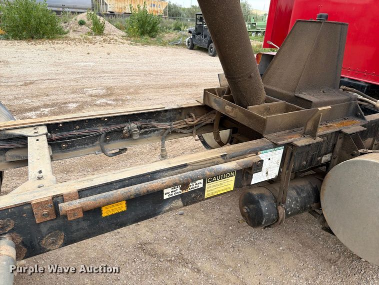 image for item EA0537 1994 Kenworth T600 dump truck