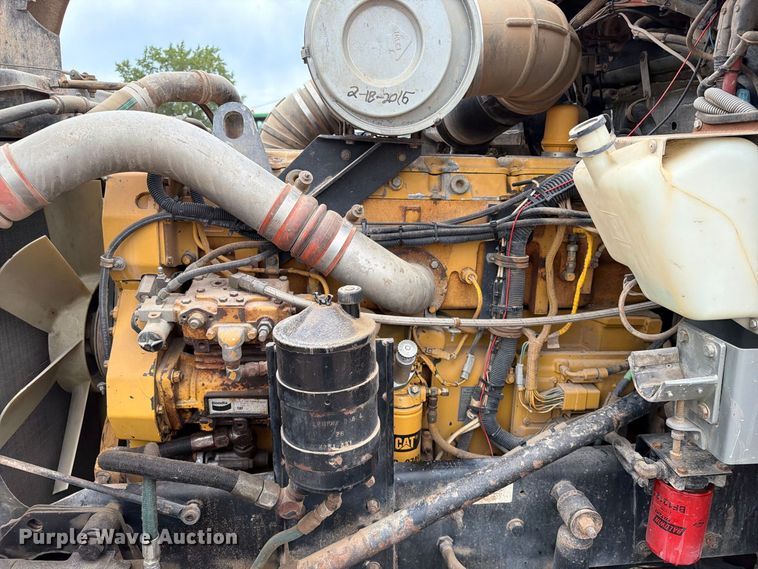 image for item EA0537 1994 Kenworth T600 dump truck