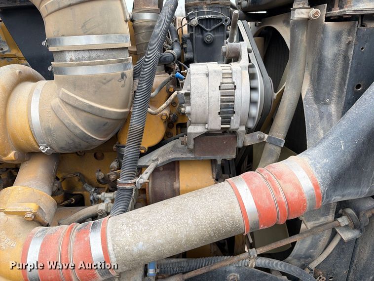 image for item EA0537 1994 Kenworth T600 dump truck