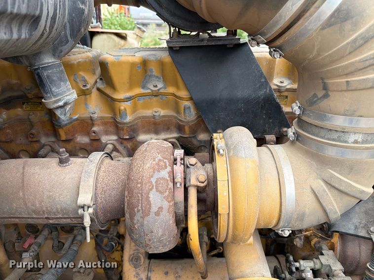 image for item EA0537 1994 Kenworth T600 dump truck
