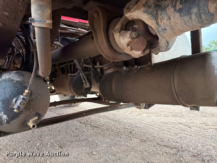image for item EA0537 1994 Kenworth T600 dump truck