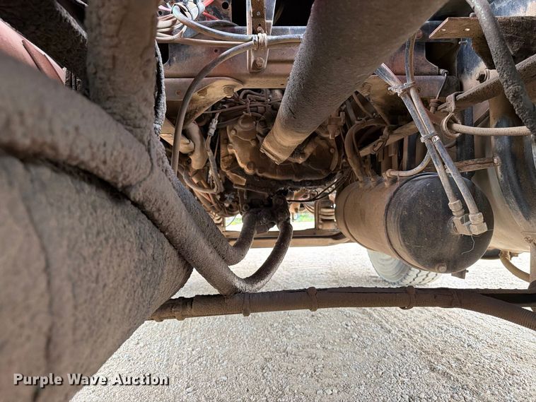 image for item EA0537 1994 Kenworth T600 dump truck