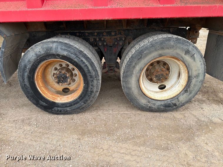 image for item EA0537 1994 Kenworth T600 dump truck