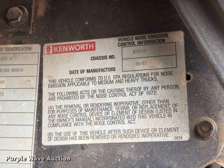image for item EA0537 1994 Kenworth T600 dump truck