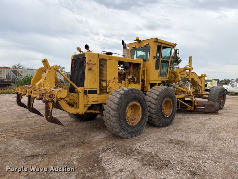 image for item EA0538 1981 Caterpillar 16G motor grader