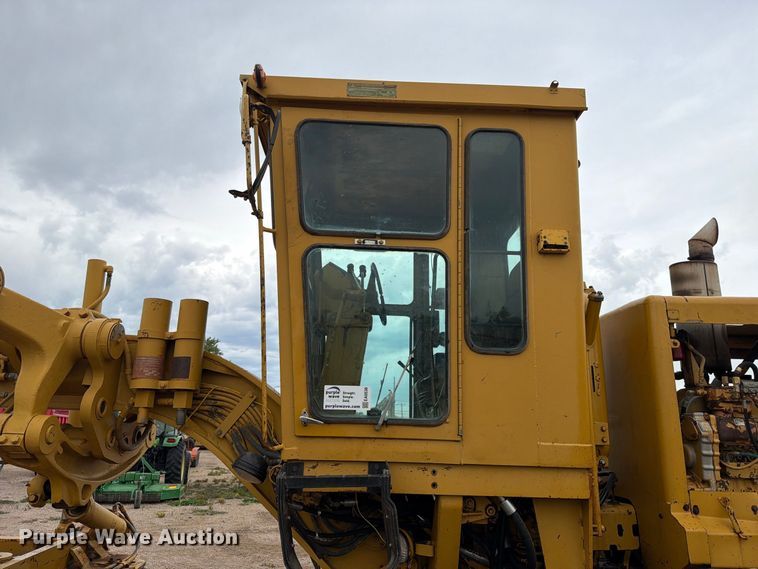 image for item EA0538 1981 Caterpillar 16G motor grader
