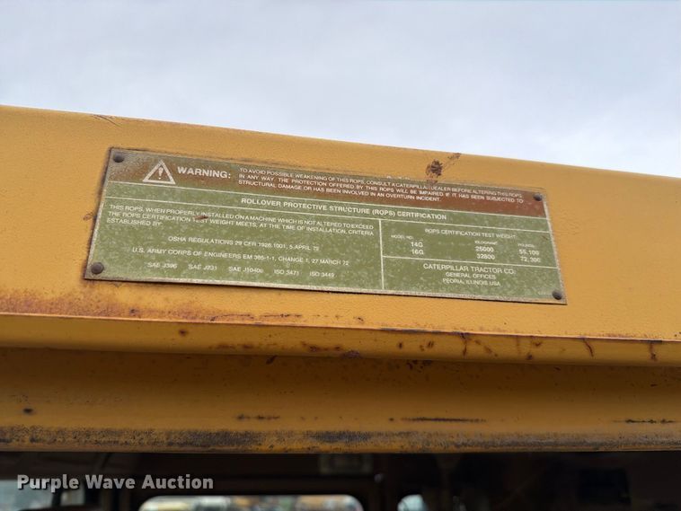 image for item EA0538 1981 Caterpillar 16G motor grader