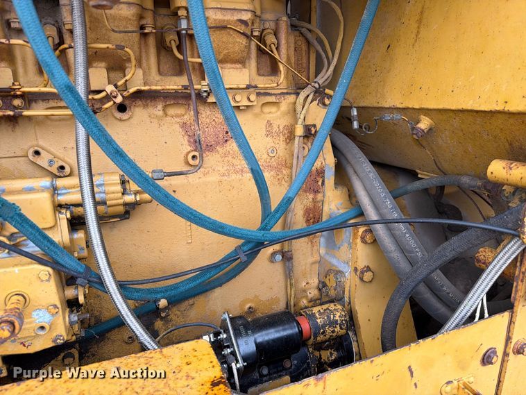 image for item EA0538 1981 Caterpillar 16G motor grader