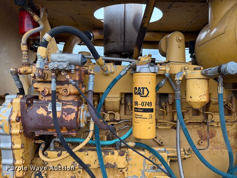 image for item EA0538 1981 Caterpillar 16G motor grader