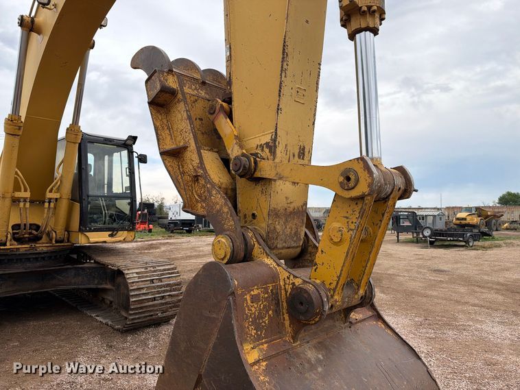 image for item EA0539 1998 Caterpillar 330BL excavator