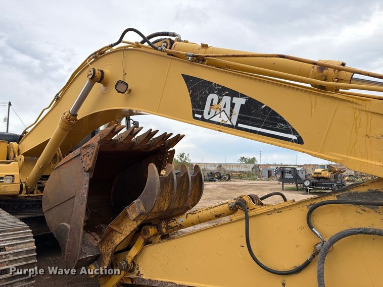 image for item EA0539 1998 Caterpillar 330BL excavator