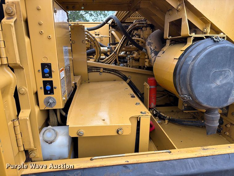 image for item EA0539 1998 Caterpillar 330BL excavator
