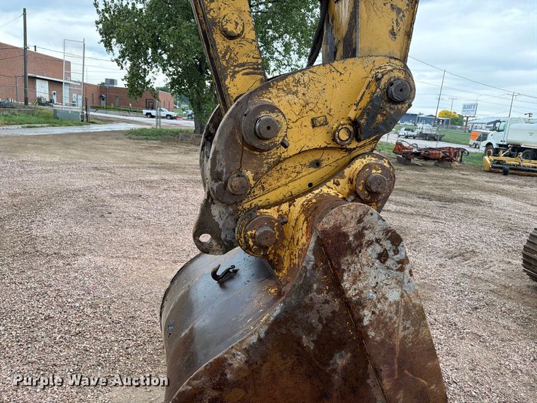 image for item EA0540 1998 Caterpillar 325BL excavator