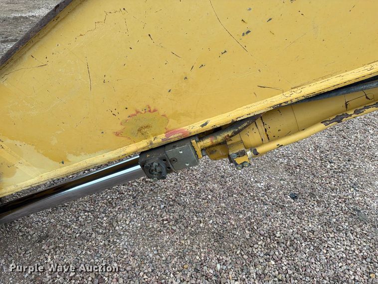 image for item EA0540 1998 Caterpillar 325BL excavator