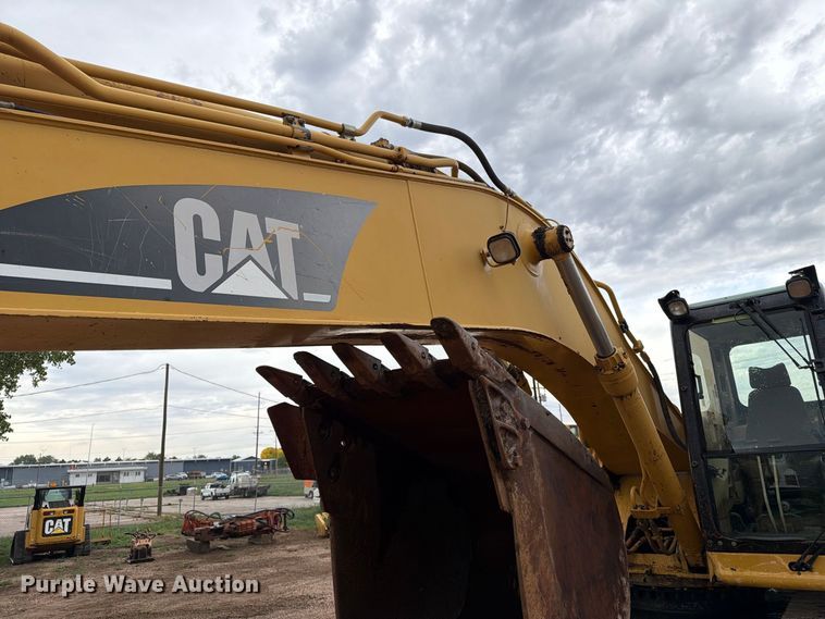 image for item EA0540 1998 Caterpillar 325BL excavator