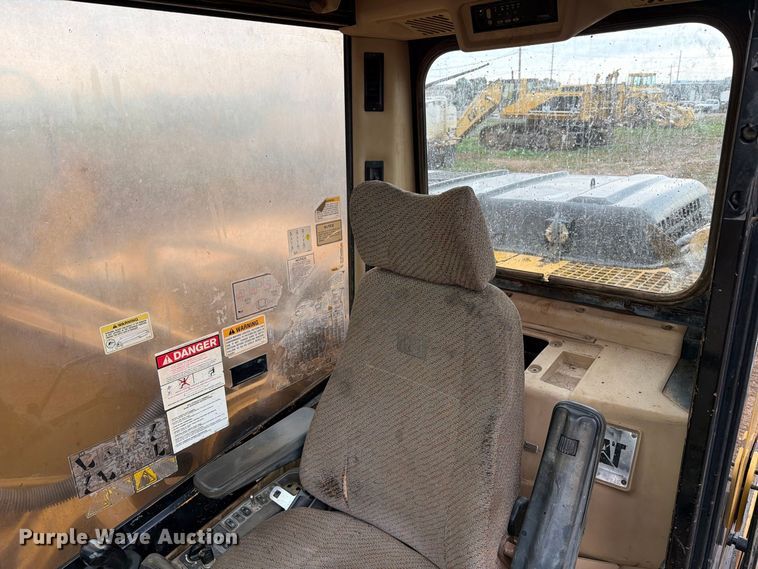 image for item EA0540 1998 Caterpillar 325BL excavator