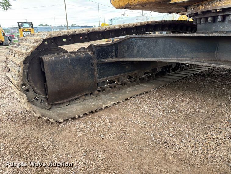 image for item EA0540 1998 Caterpillar 325BL excavator