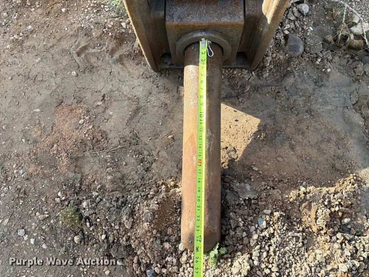image for item EA0542 NPK E-213 breaker