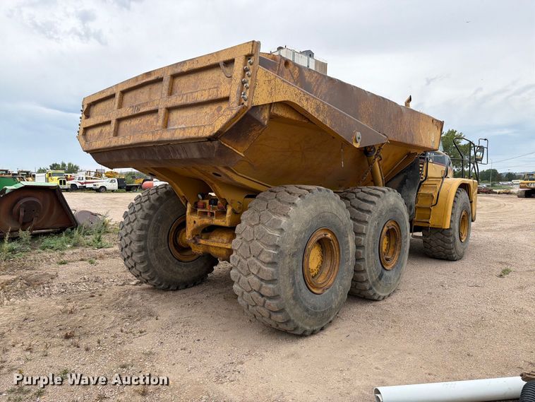 image for item EA0545 2005 Caterpillar 740 articulated haul truck